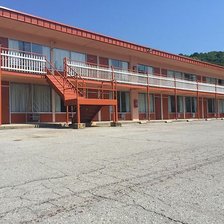 Daniel Boone Motor Inn Pikeville Ngoại thất bức ảnh